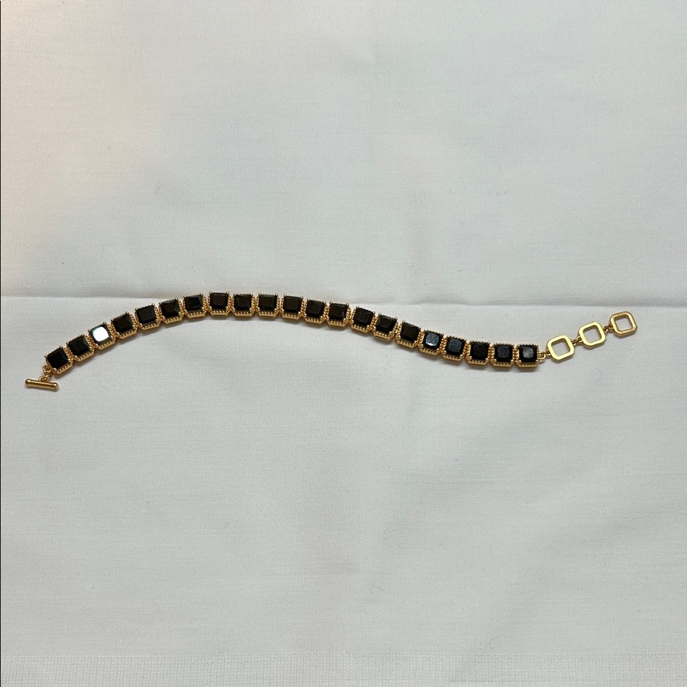 Park Lane Black and Gold Square Bracelet